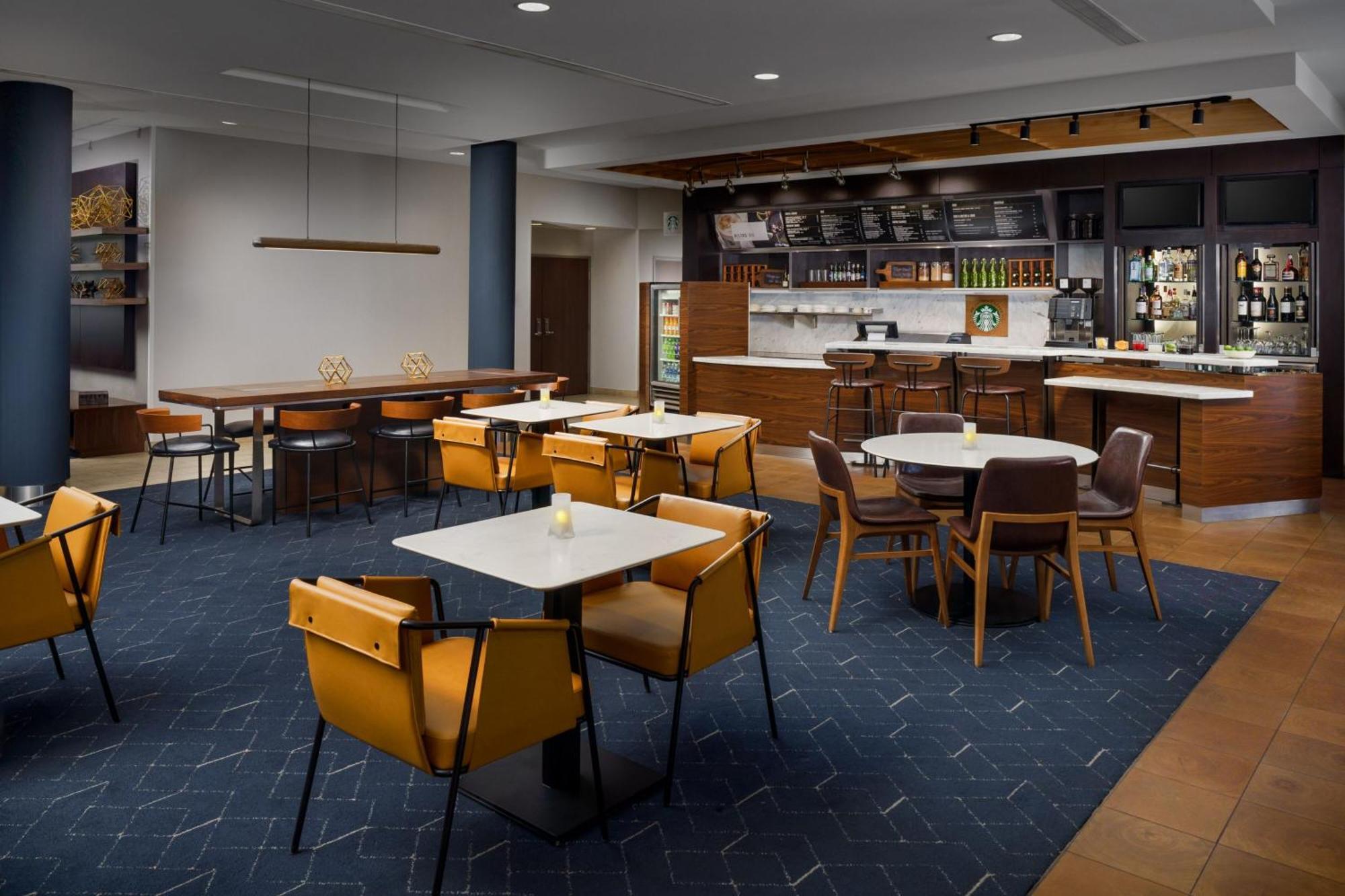 Courtyard By Marriott Phoenix Mesa Gateway Airport Экстерьер фото