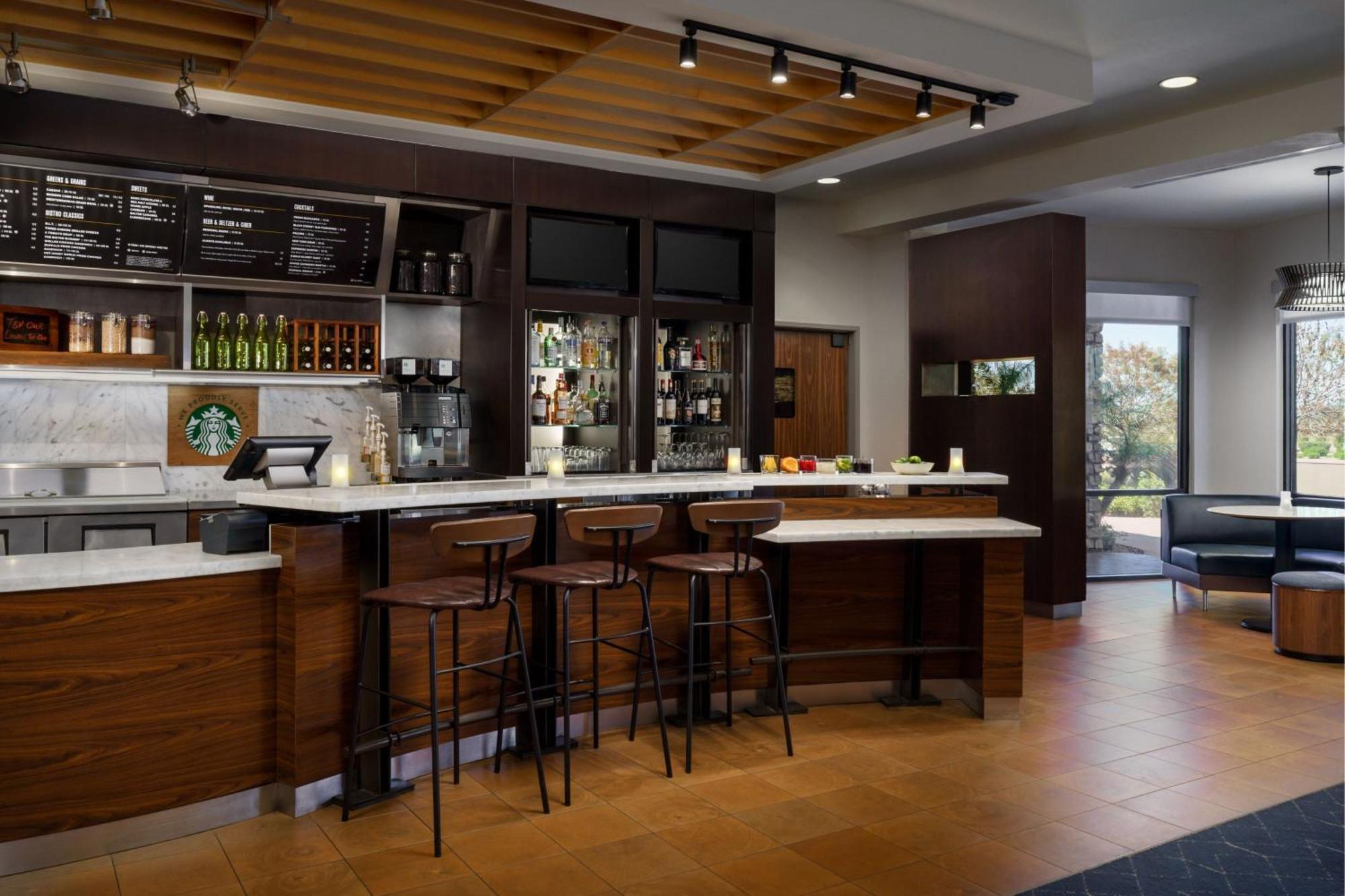 Courtyard By Marriott Phoenix Mesa Gateway Airport Экстерьер фото