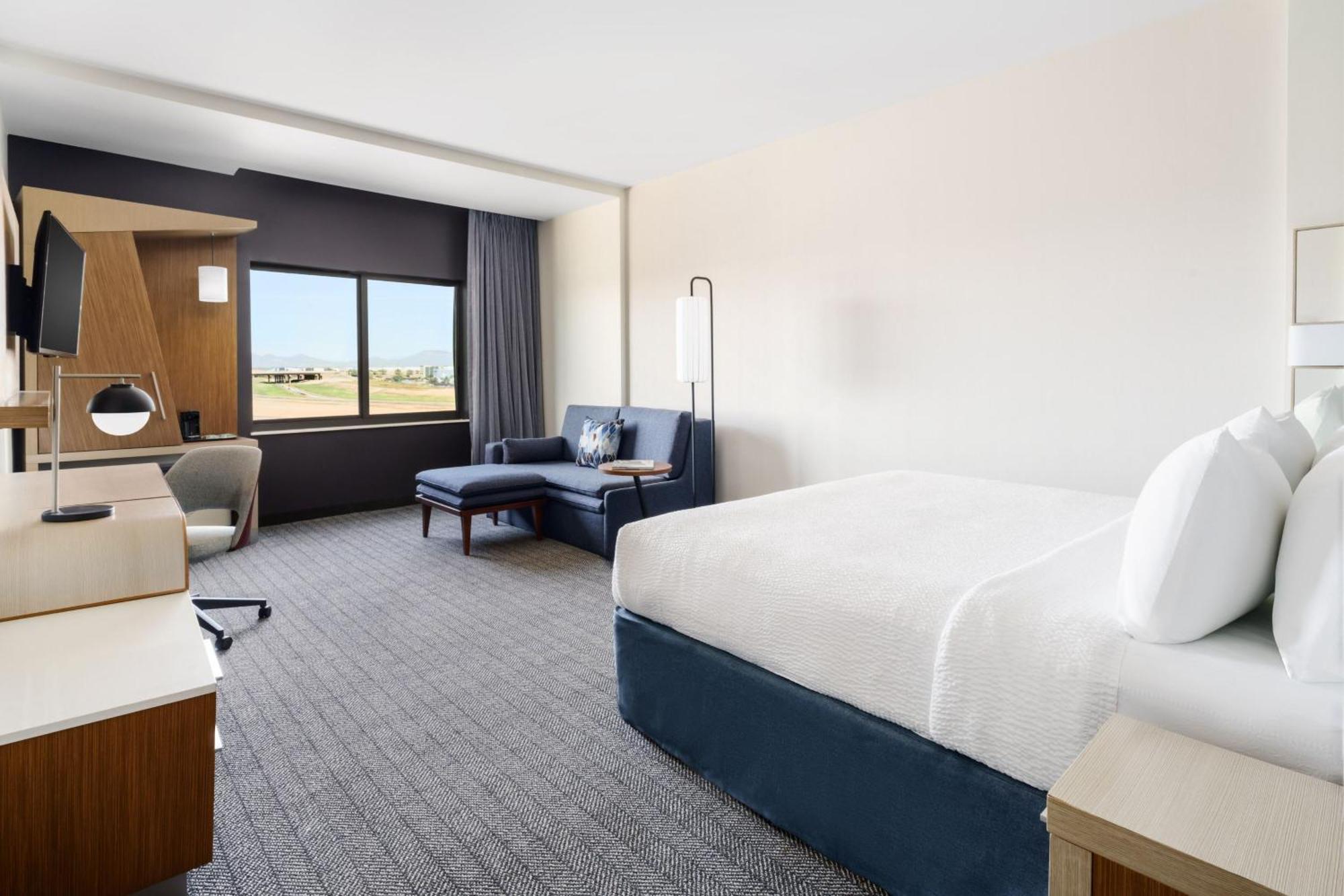 Courtyard By Marriott Phoenix Mesa Gateway Airport Экстерьер фото